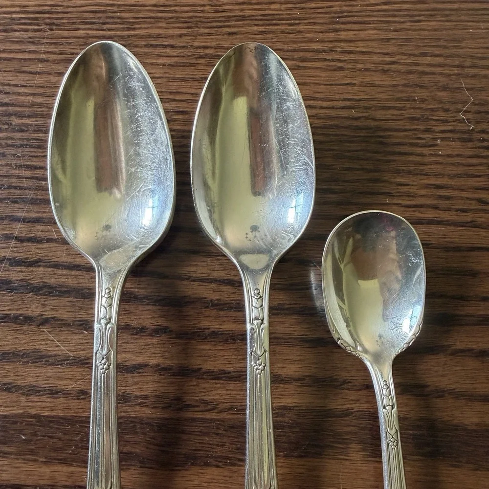 Vtg HOLMES & EDWARDS 1932 Masterpiece Silverplate 2 Serving Spoons 1 Sugar Spoon